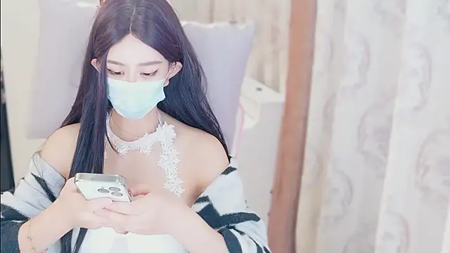 Snapshot of Aurora-77 chatting on 11.02.25 Aurora-77 online show from 11.02.25