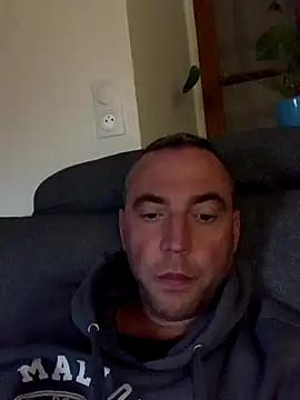 Marronglace1 online show from 10.14.25