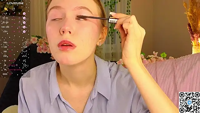 Succubelle online show from 12.05.25