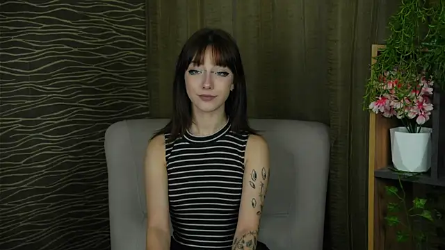 KoriDetrick online show from 09.12.25