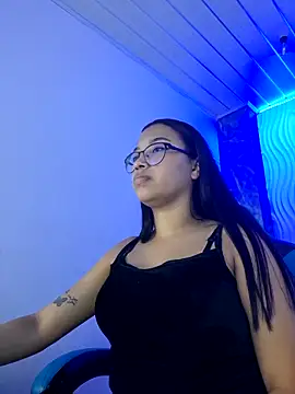 Snapshot of susan_mooree chatting on 09.26.25 susan mooree online show from 09.26.25