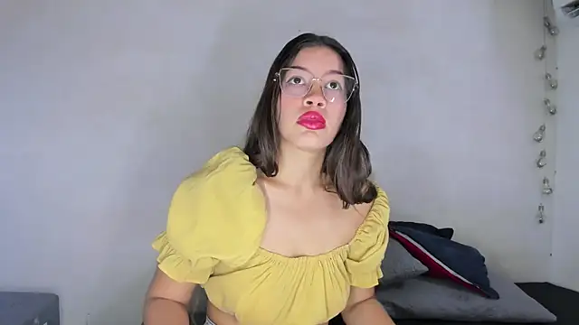 Snapshot of incogniitolove_ chatting on 04.04.26 incogniitolove online show from 04.04.26