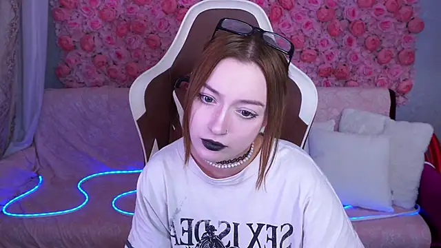 FoxyMayy online show from 06.07.26