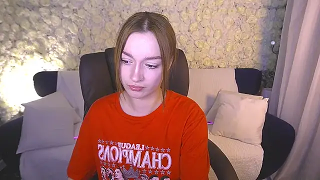 FoxyMayy online show from 06.14.26
