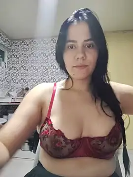 Snapshot of valen-sexx chatting on 06.13.26 valen-sexx online show from 06.13.26