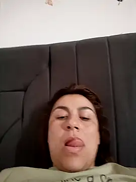 vanessa-titisM online show from 04.05.26