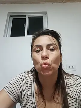 vanessa-titisM online show from 07.04.26