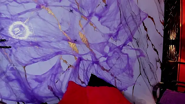 Snapshot of bela_volkov_ chatting on 10.12.25 bela volkov online show from 10.12.25