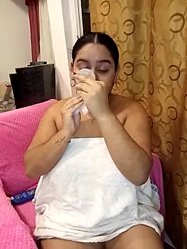 Snapshot of Anabelle_00_ chatting on 10.16.25 Anabelle 00 online show from 10.16.25