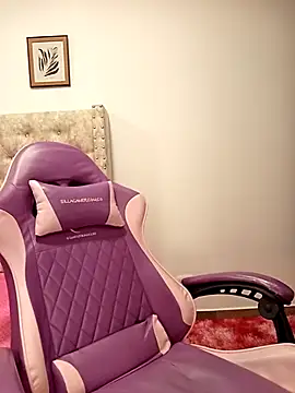 Snapshot of Anabelle_00_ chatting on 10.20.25 Anabelle 00 online show from 10.20.25