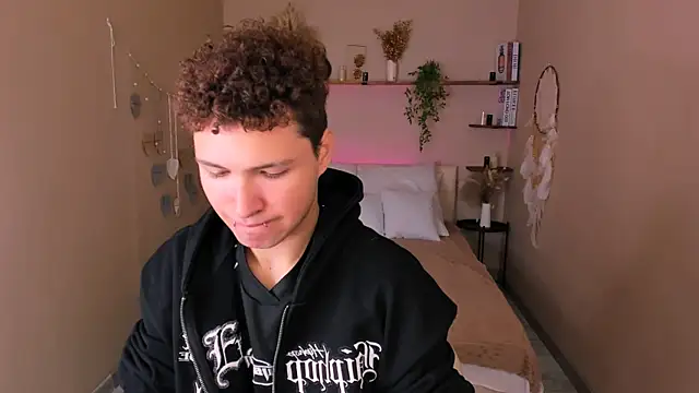 JonnyDarka online show from 10.21.25