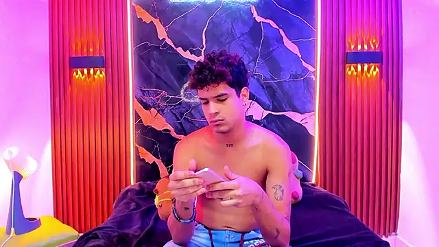 Lucky boys  X online show from 02.26.26