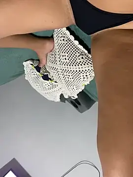 Snapshot of binext chatting on 03.17.26 binext online show from 03.17.26