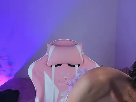 maddy parker   online show from 01.10.26