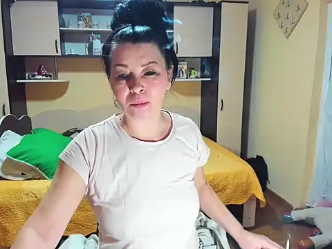 Soffy Skye online show from 02.15.26