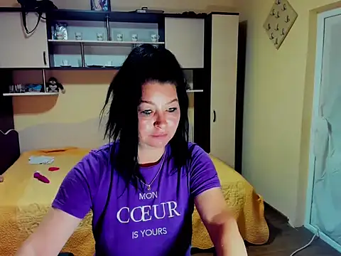 Soffy Skye online show from 05.18.26