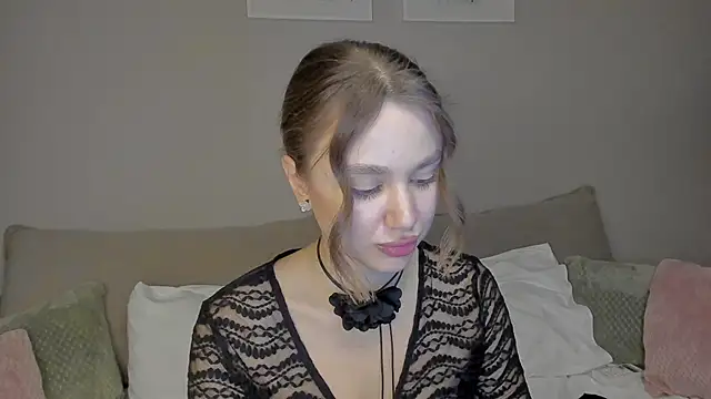 Snapshot of Stefa_Evans chatting on 09.16.25 Stefa Evans online show from 09.16.25