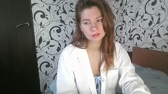 Snapshot of YourEmilie chatting on 10.15.25 YourEmilie online show from 10.15.25