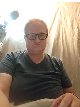 Snapshot of lindamarie_ chatting on 09.26.25 lindamarie online show from 09.26.25