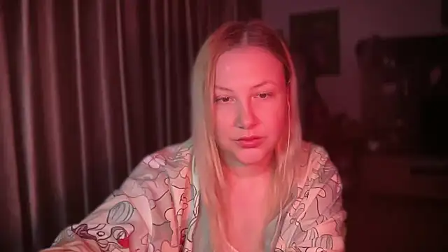 BikiHellena online show from 06.12.26
