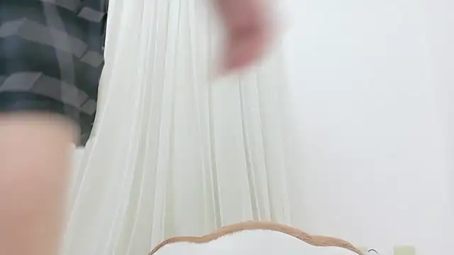 Snapshot of _Mia_land_ chatting on 10.17.25 Mia land online show from 10.17.25