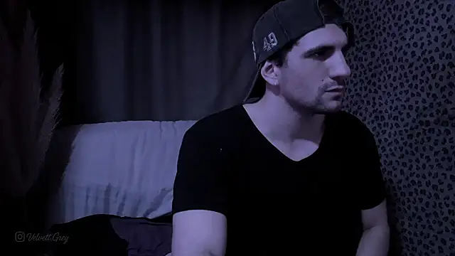 Snapshot of ObeyLust chatting on 10.07.25 ObeyLust online show from 10.07.25