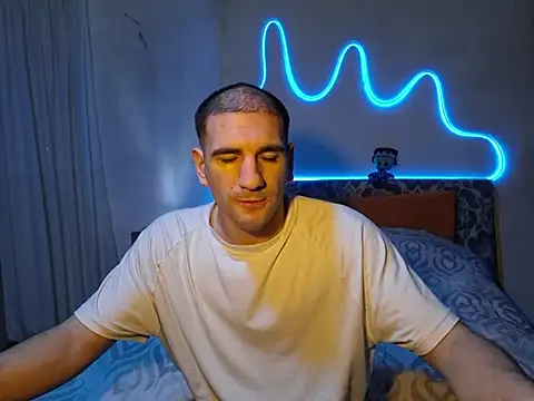 Snapshot of ObeyLust chatting on 11.17.25 ObeyLust online show from 11.17.25