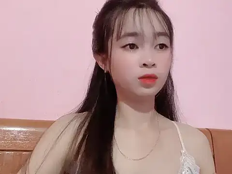 Snapshot of Suna7383 chatting on 10.29.25 Suna7383 online show from 10.29.25