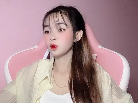 Snapshot of Suna7383 chatting on 11.06.25 Suna7383 online show from 11.06.25