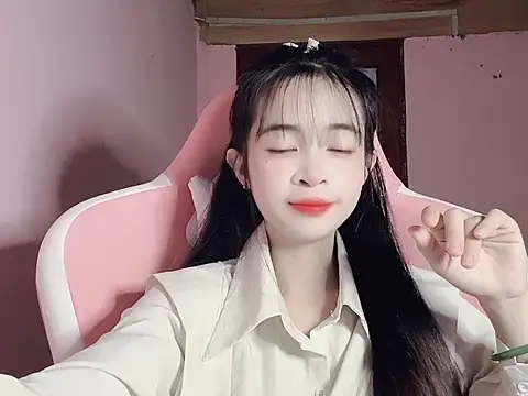 Snapshot of Suna7383 chatting on 11.08.25 Suna7383 online show from 11.08.25