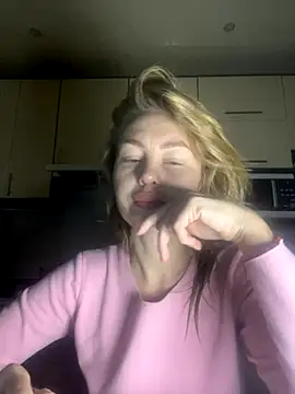 MartaLuna  online show from 11.19.25