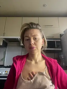 MartaLuna  online show from 01.10.26