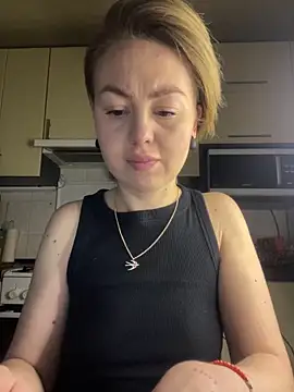 MartaLuna  online show from 02.15.26