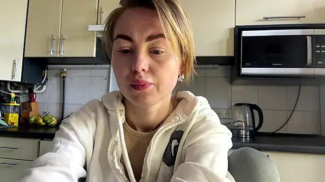 MartaLuna  online show from 04.07.26