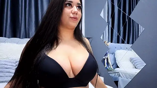 Snapshot of Allison_Karter chatting on 10.30.25 Allison Karter online show from 10.30.25