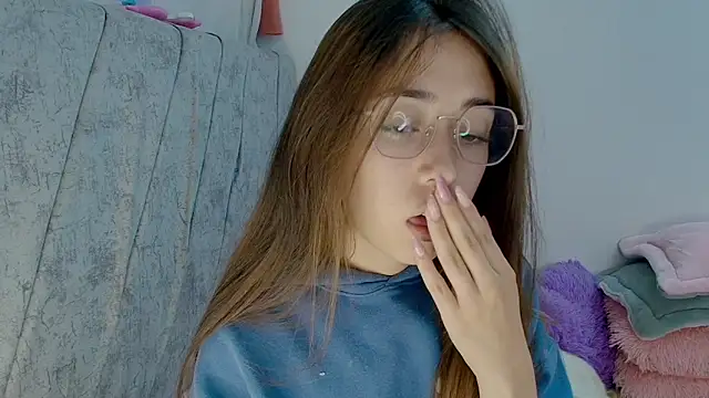 kimmy vegga2 online show from 10.19.25