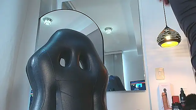 emma hearths online show from 10.30.25