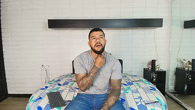 Gabriel Fire online show from 09.20.25