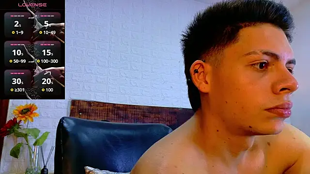 JhosuaVega online show from 10.27.25