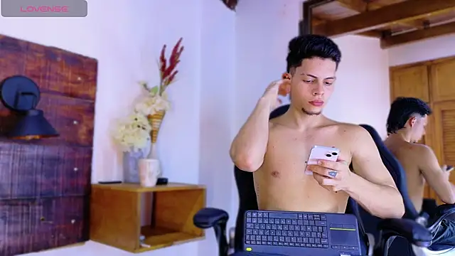 JhosuaVega online show from 04.12.26