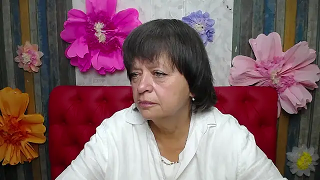 Snapshot of MaltaFora chatting on 10.03.25 MaltaFora online show from 10.03.25