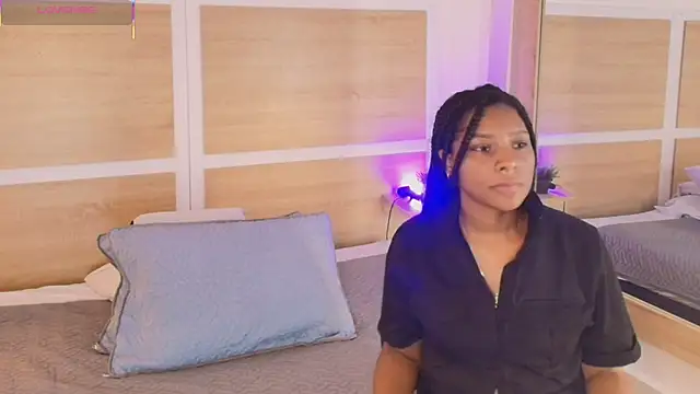 ValeryCortezm online show from 10.30.25