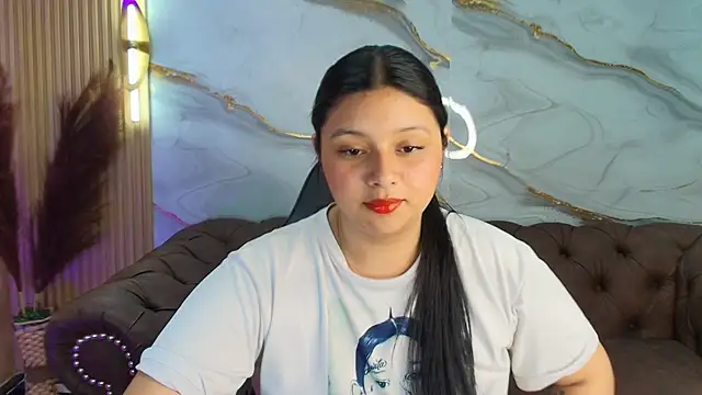 mia hot tf online show from 09.25.25