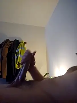 Snapshot of MrWest1887 chatting on 10.01.25 MrWest1887 online show from 10.01.25