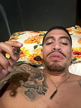 busnfatnutsLildee online show from 12.14.25