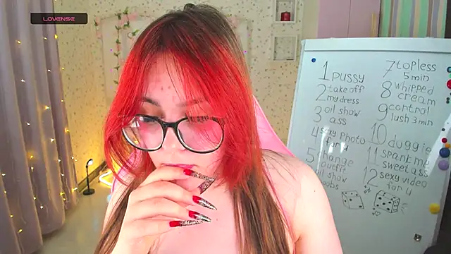 Mona Monaco online show from 09.20.25