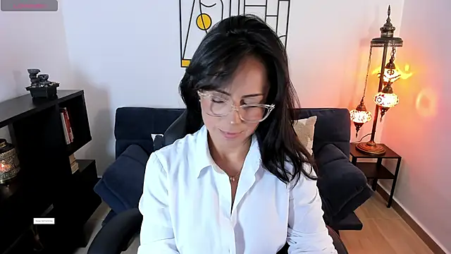 Lyliboomm online show from 10.14.25