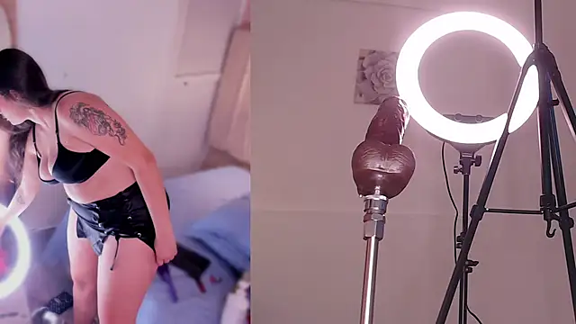 hannahst  online show from 02.18.26