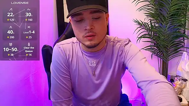 SALVATORE MULLER1 online show from 10.06.25