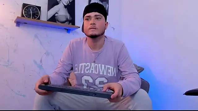 SALVATORE MULLER1 online show from 10.12.25